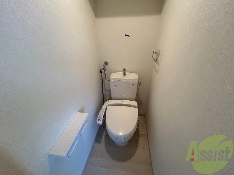 トイレ　トイレです。ウォシュレット付を探している方、おすすめです。