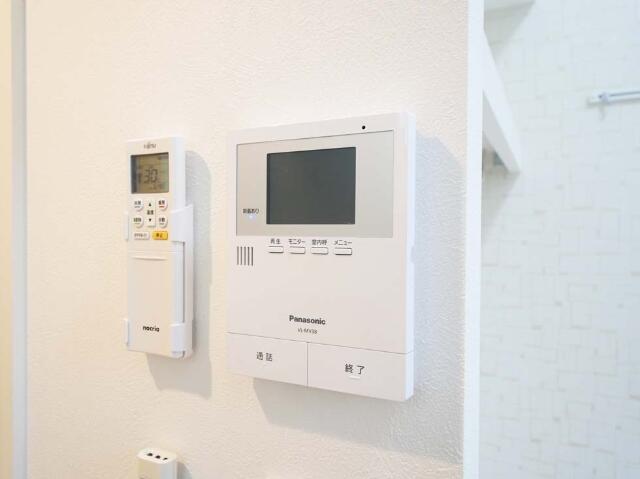 セキュリティ　モニター付きインターホンです