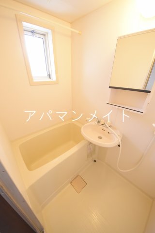 バス・シャワールーム　お風呂で日々の疲れを落としましょう