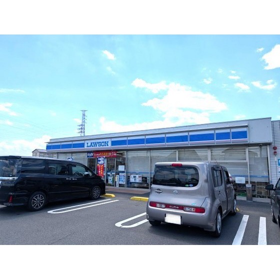 コンビニ　ローソン前橋青葉町店（コンビニ）まで135m