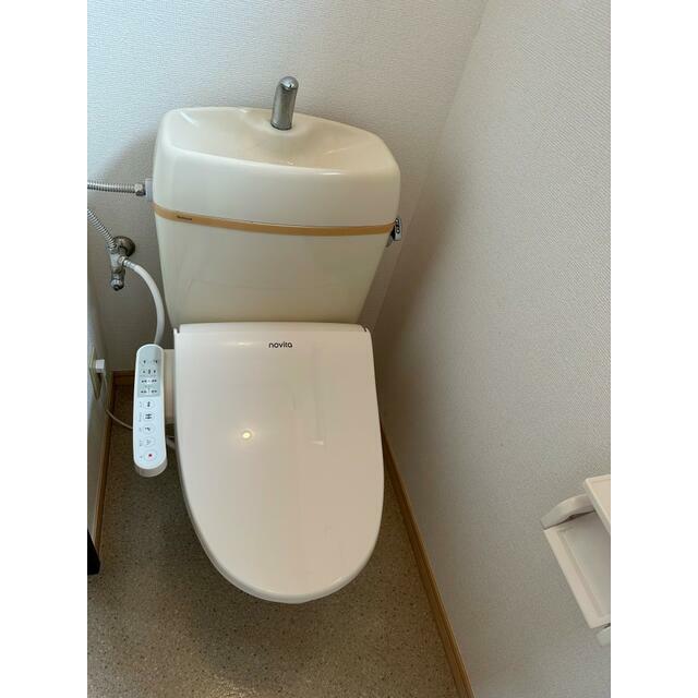 トイレ　参考写真（同物件別部屋）