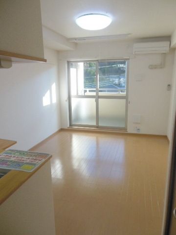 居室・リビング　★明るい居室で毎日が明るいんです★
