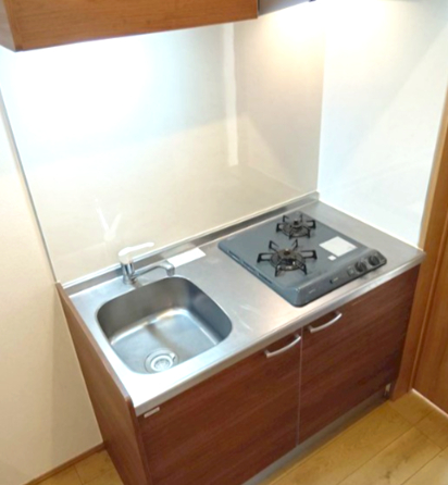 キッチン　※別部屋参考写真