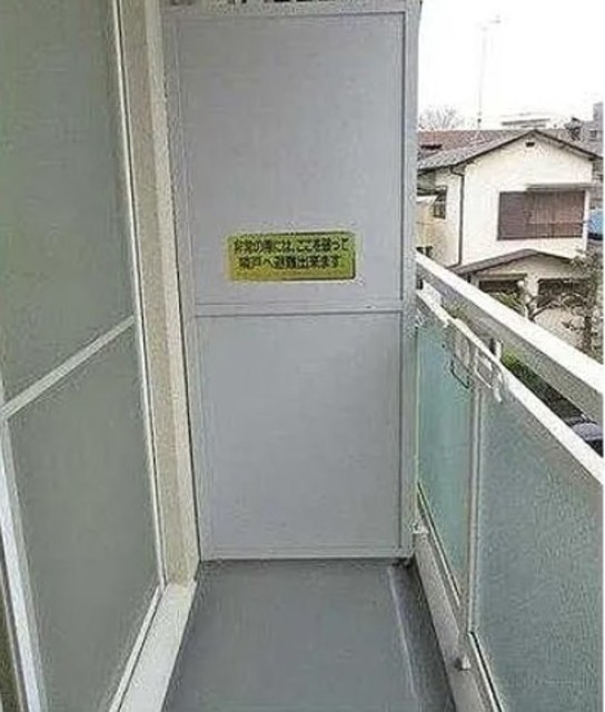 バルコニー