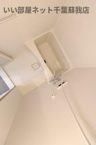 バス・シャワールーム　落ち着いた空間のお風呂です