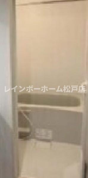 バス・シャワールーム　※他部屋参考写真