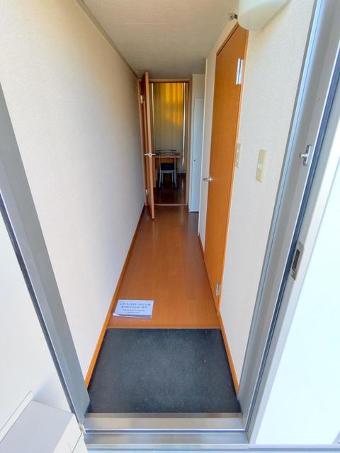 玄関　別部屋同仕様タイプ