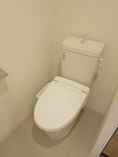 トイレ　トイレもきれいです