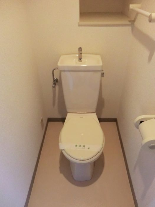 トイレ　シンプルで使いやすいトイレです
