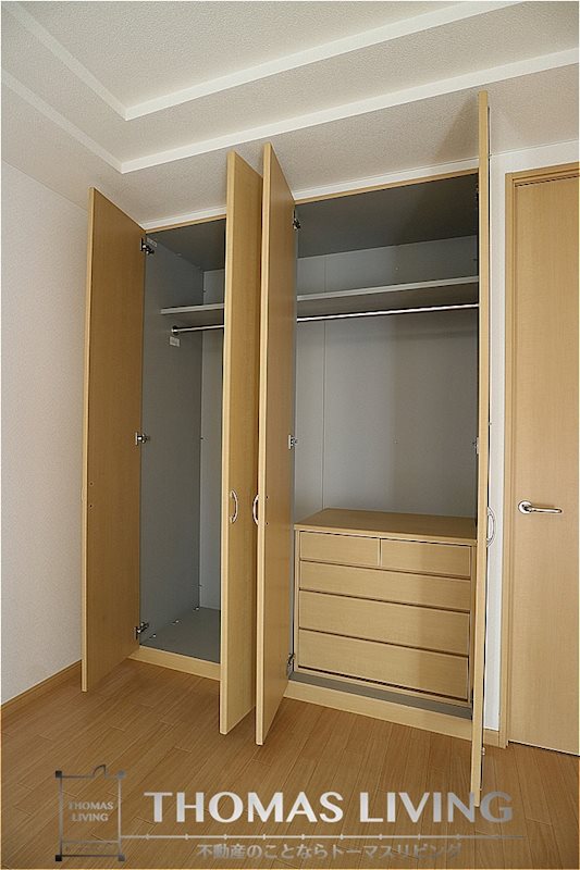 収納　実際の写真を準備中の為、同型写真を添付しております。
