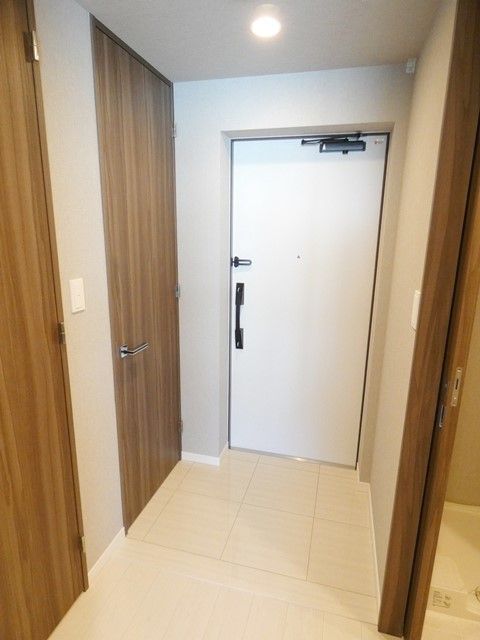 玄関　シューズインクローゼット付きの玄関です