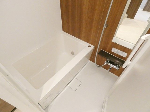 バス・シャワールーム　一日の疲れを洗い流すバスルーム