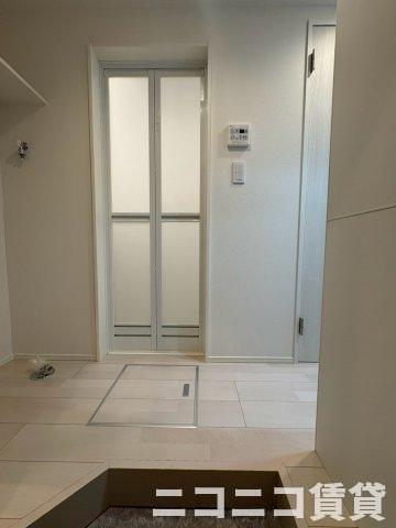 玄関　別号室イメージの為、現状を優先致します。