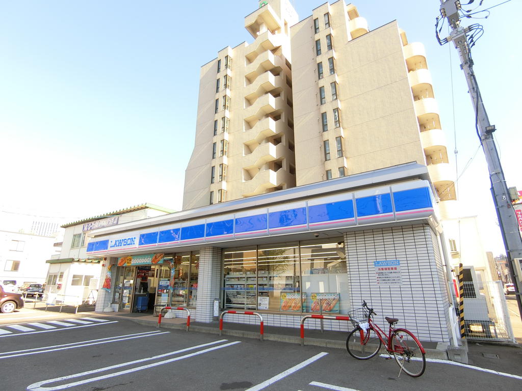 コンビニ　ローソン札幌南9条西八丁目店（コンビニ）まで130m
