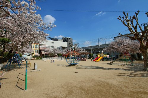 公園　岩田公園（公園）まで381m