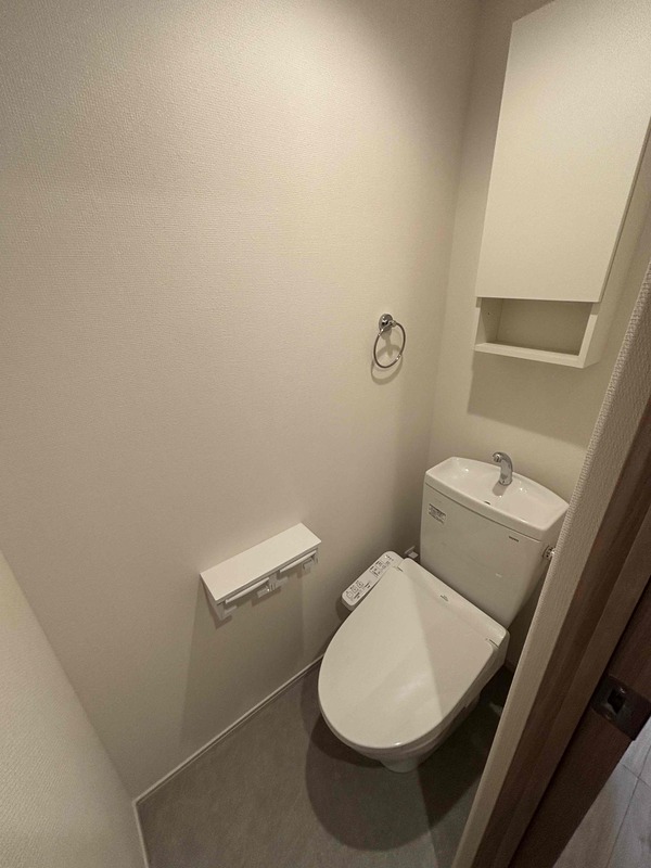 トイレ　ゆったりとした空間のトイレです