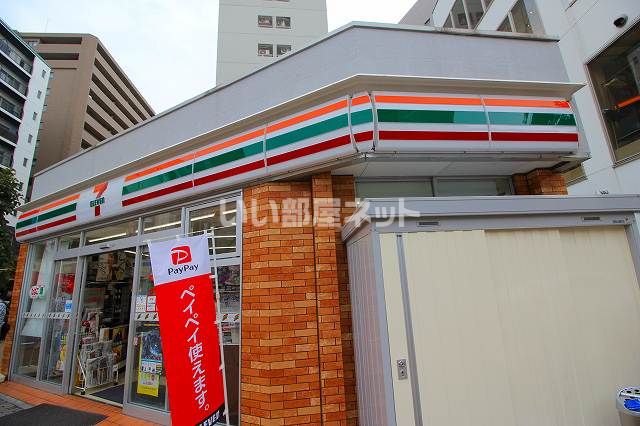 コンビニ　セブンイレブン 神戸鯉川筋店様（コンビニ）まで628m