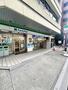 コンビニ　ファミリーマート久太郎町二丁目店（コンビニ）まで50m