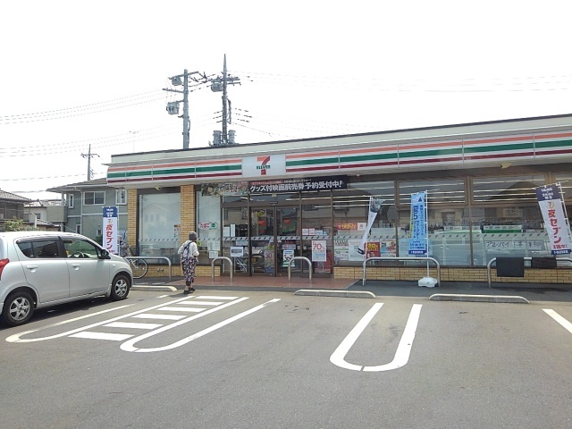 コンビニ　セブンイレブン小山東間々田店（コンビニ）まで400m