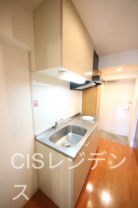 キッチン　※別部屋参考写真