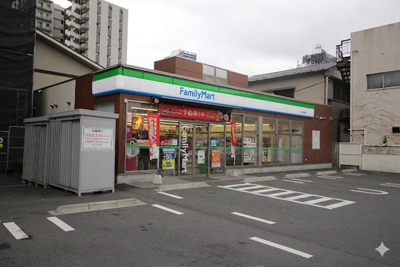 コンビニ　ファミリーマート 八王子寺町店（コンビニ）まで112m