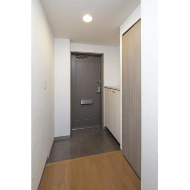玄関　※写真は同タイプ住戸です。