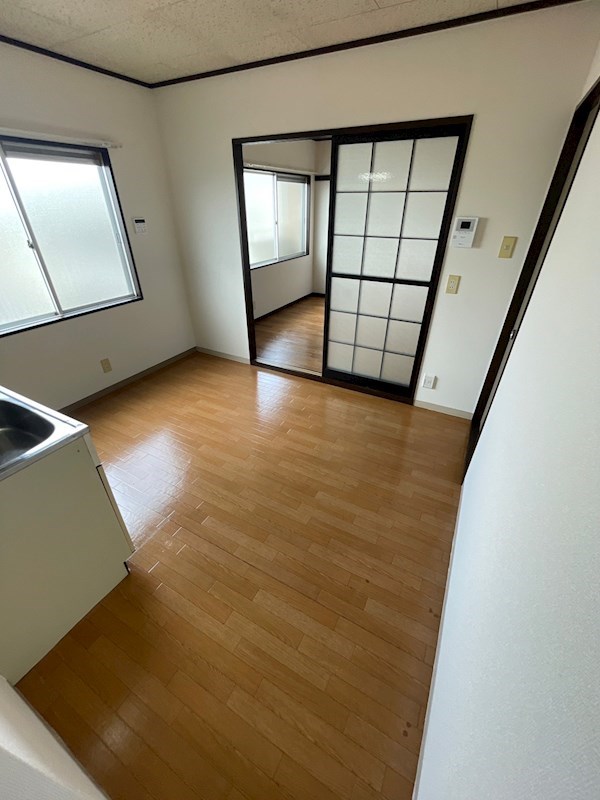 ハイツときの居間写真
