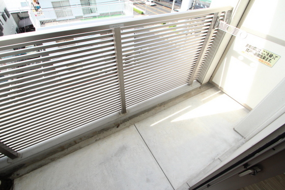 バルコニー　※別部屋の写真です