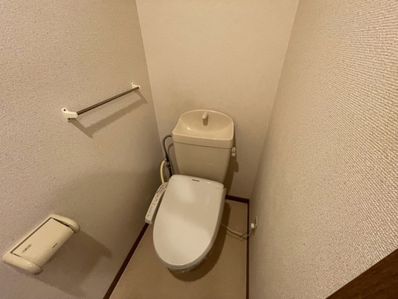 トイレ　※別部屋の写真です
