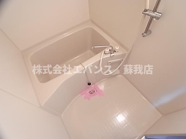 バス・シャワールーム　お風呂で日々の疲れを落としましょう