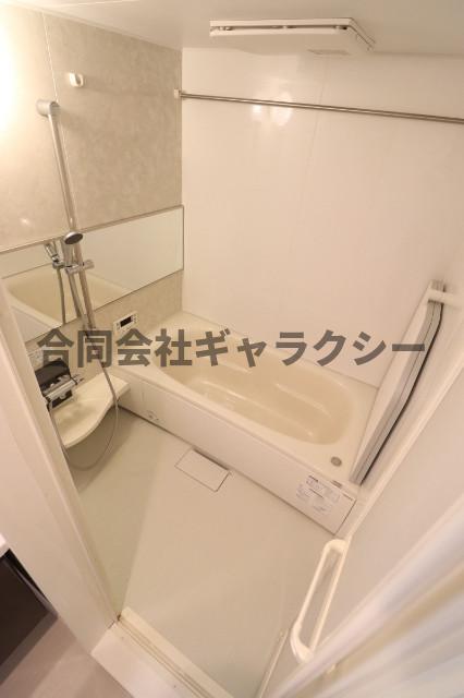 バス・シャワールーム　追い焚き＆浴室乾燥機能付き