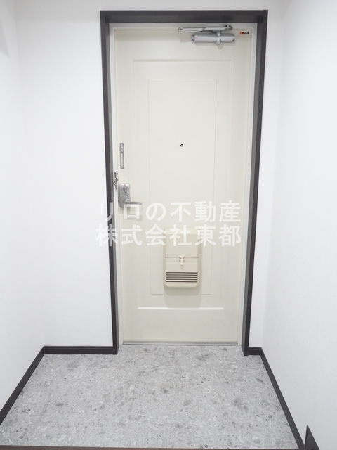 玄関　すっきりシンプルな玄関スペースです！