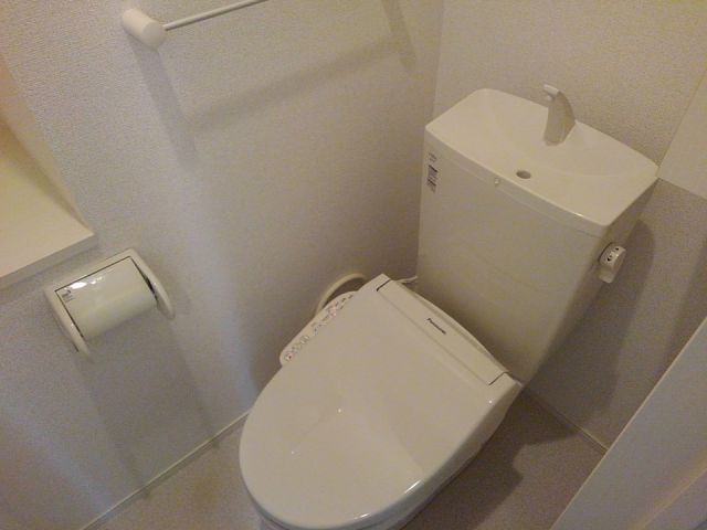 セレノ・アロッジオのトイレ写真
