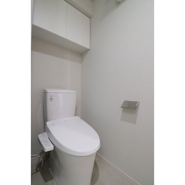 コンフォリア綾瀬のトイレ写真
