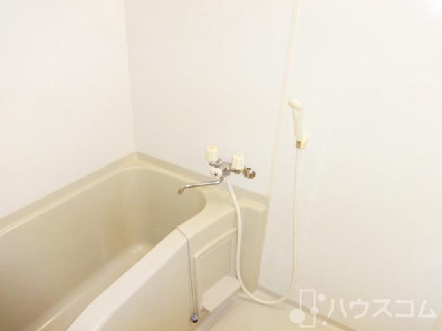 バス・シャワールーム　お風呂も広いですよー♪