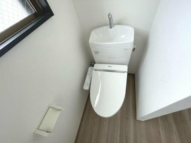 トイレ　シンプルで使いやすいトイレです