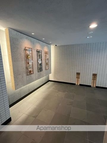 都営大江戸線 月島駅 徒歩2分 9階建 築21年の外観写真