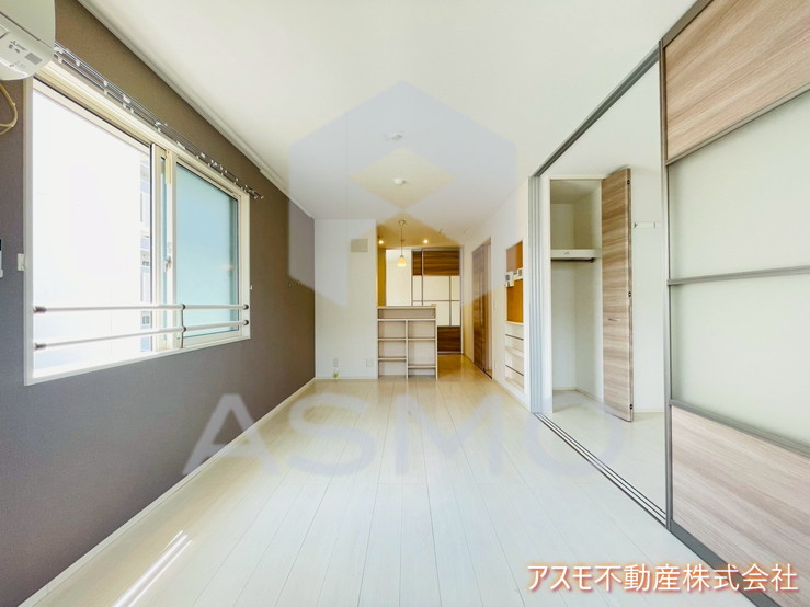 居室・リビング　同マンション別部屋　参考写真