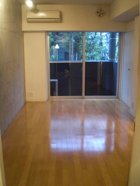 GOBANKANの居間写真