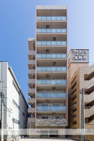 エストゥルース横濱吉野町の外観写真