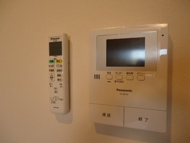 セキュリティ　カメラ付インターホン