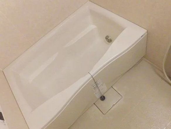 バス・シャワールーム　落ち着いた空間のお風呂です