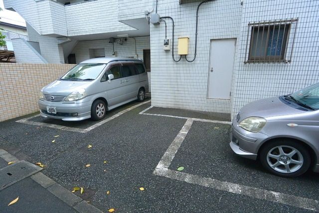 駐車場　★空き状況はお問い合わせ下さい★