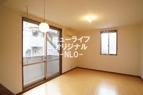 その他　リビング（別アングル）