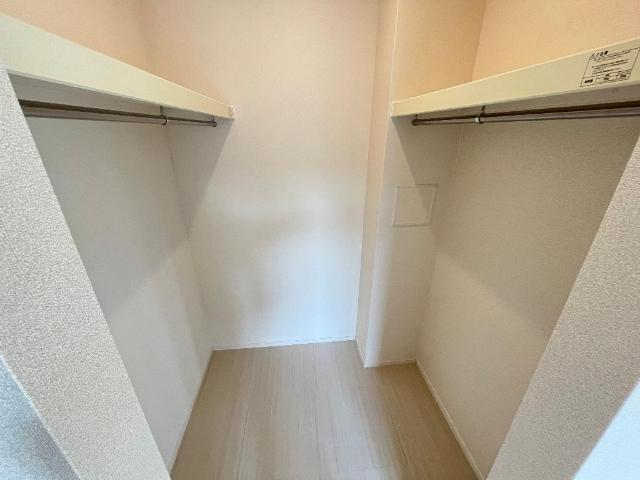 収納　ウォークインクローゼット