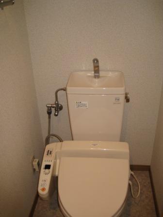 トイレ　ウォシュレット備付