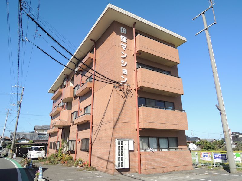 田窪マンションの建物外観