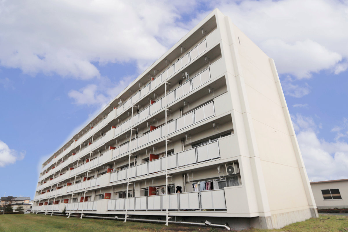 北上市藤沢のマンションの建物外観