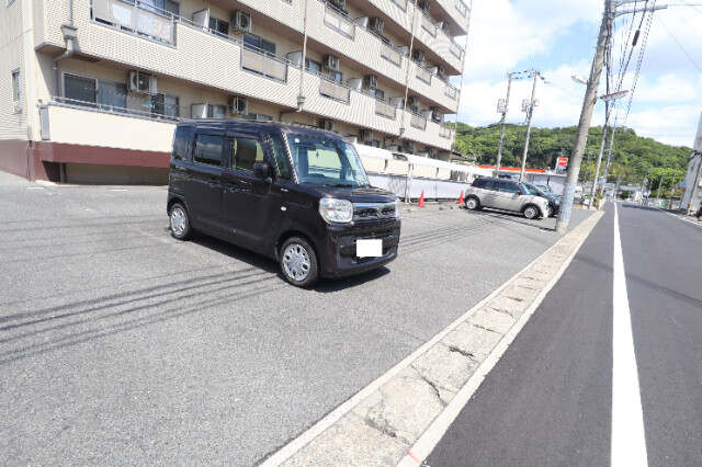 【ジュメル倉敷の駐車場】