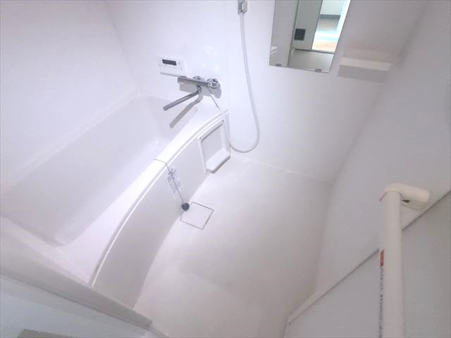 バス・シャワールーム　追い炊き機能付きです